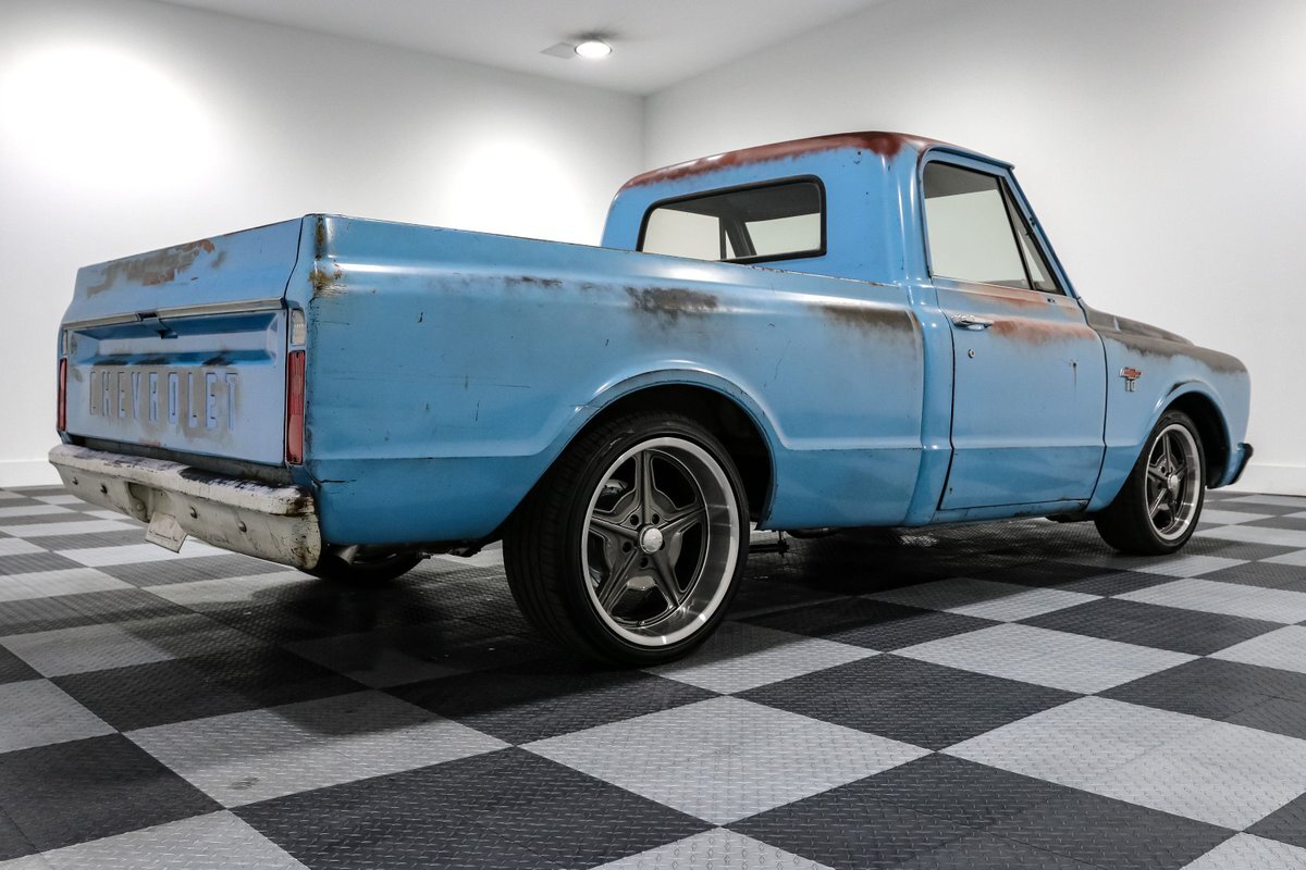 Chevrolet-C-10-1967-Pickup-Truck-7
