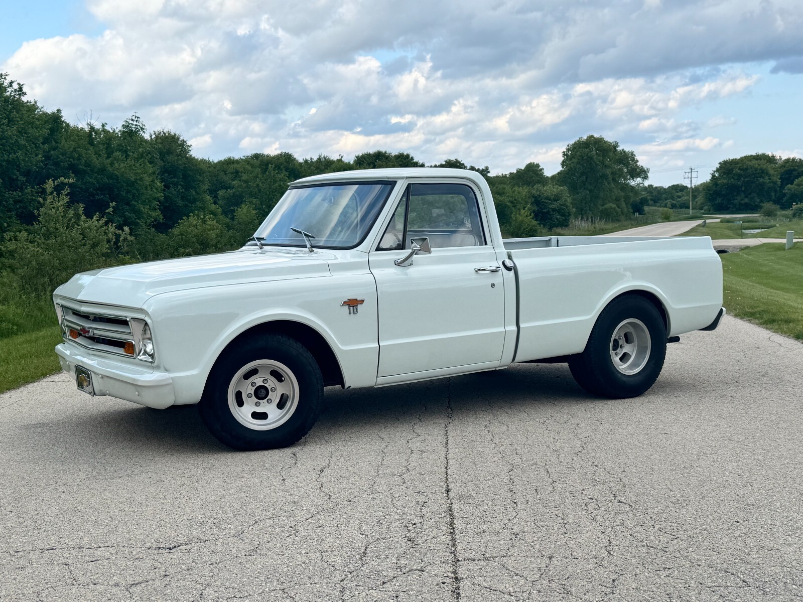 Chevrolet-C-10-1967-Standard-Cab-Pickup-1