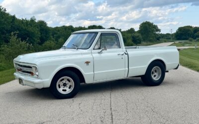 Chevrolet C-10 1967 Standard Cab Pickup