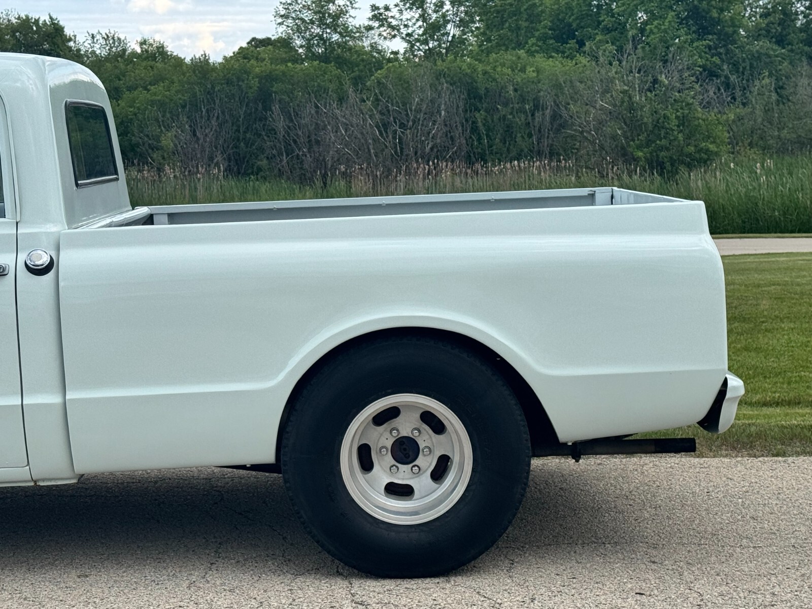Chevrolet-C-10-1967-Standard-Cab-Pickup-12