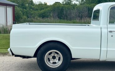 Chevrolet-C-10-1967-Standard-Cab-Pickup-20