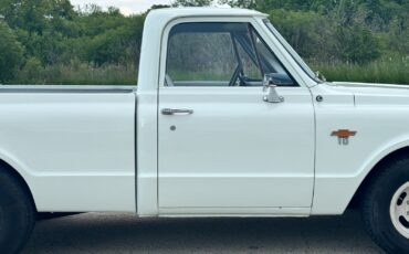 Chevrolet-C-10-1967-Standard-Cab-Pickup-21