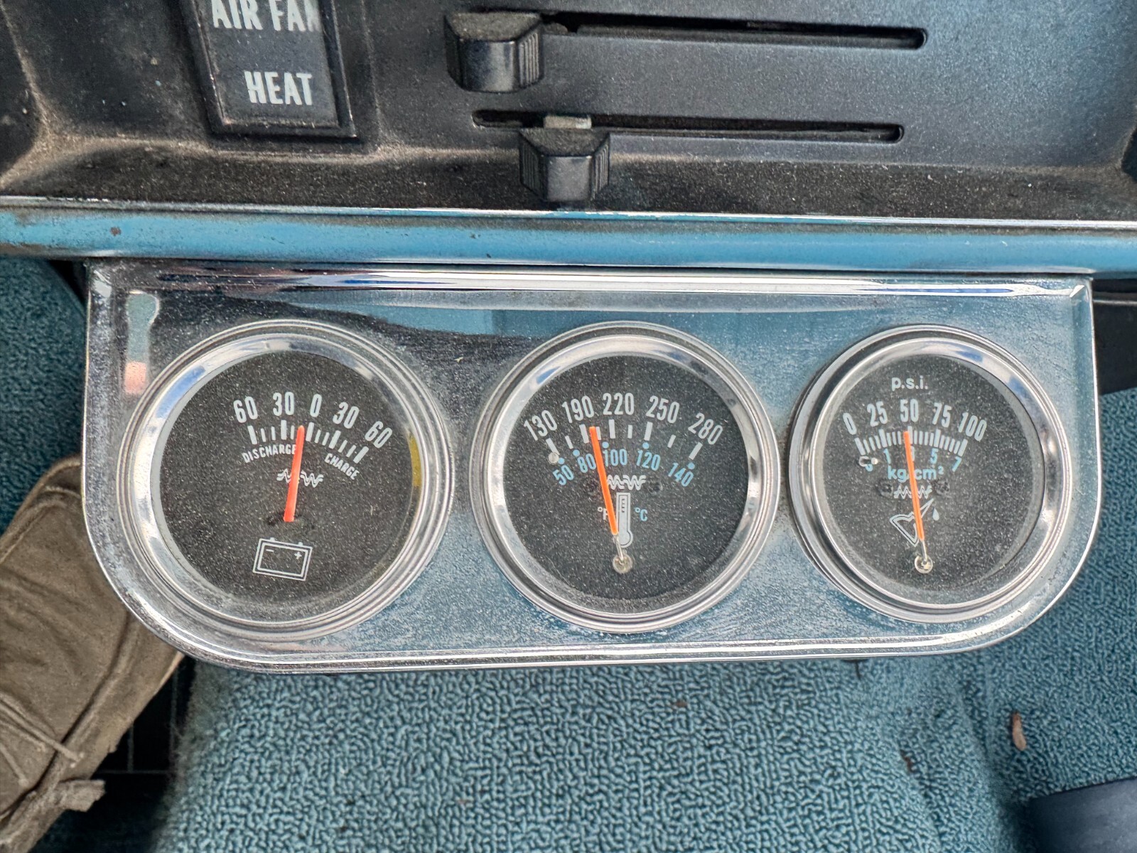 Chevrolet-C-10-1967-Standard-Cab-Pickup-32