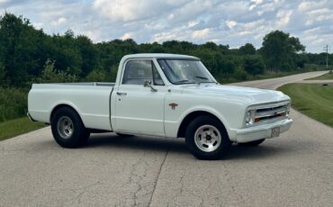 Chevrolet-C-10-1967-Standard-Cab-Pickup-7