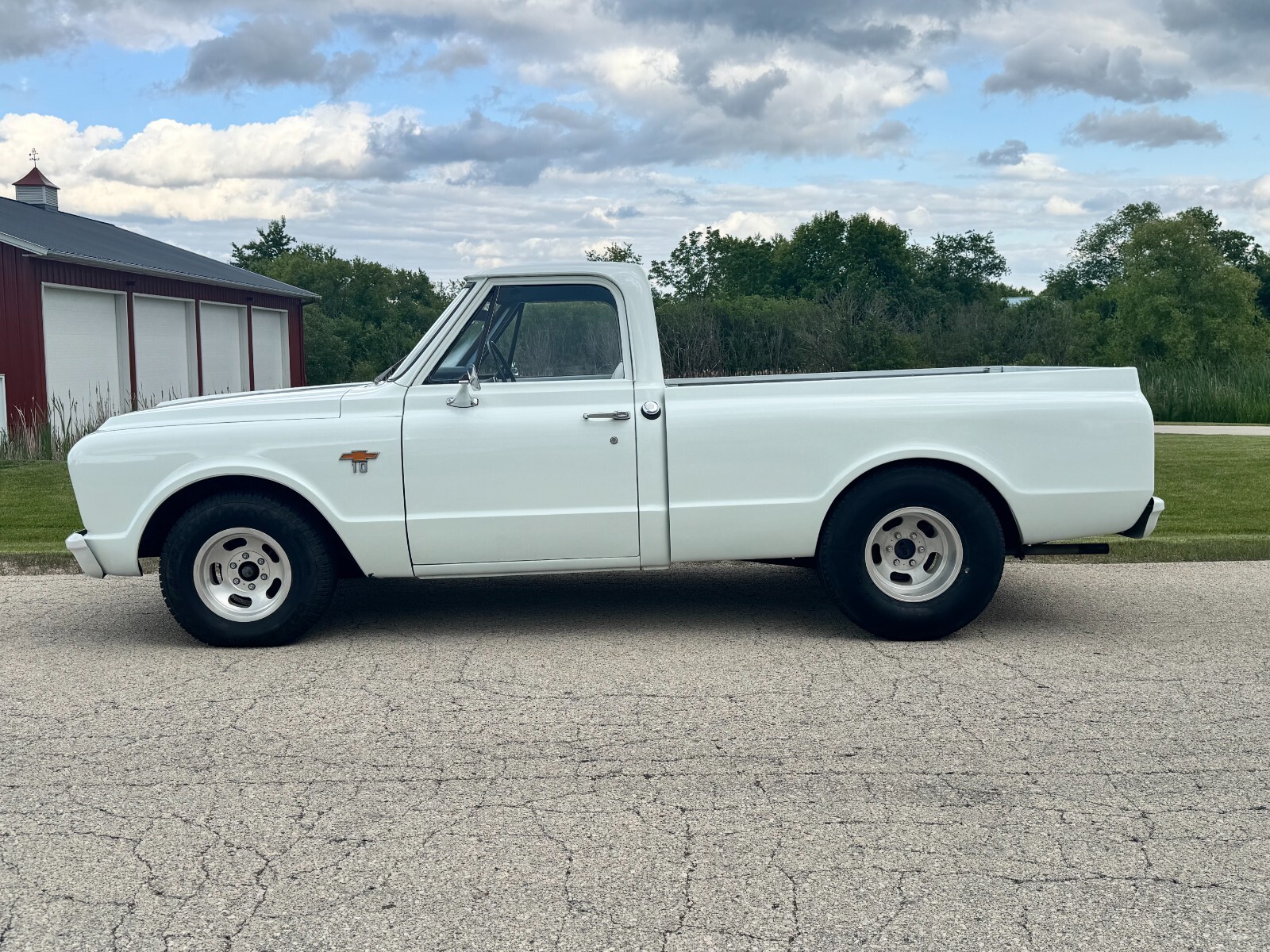 Chevrolet-C-10-1967-Standard-Cab-Pickup-9