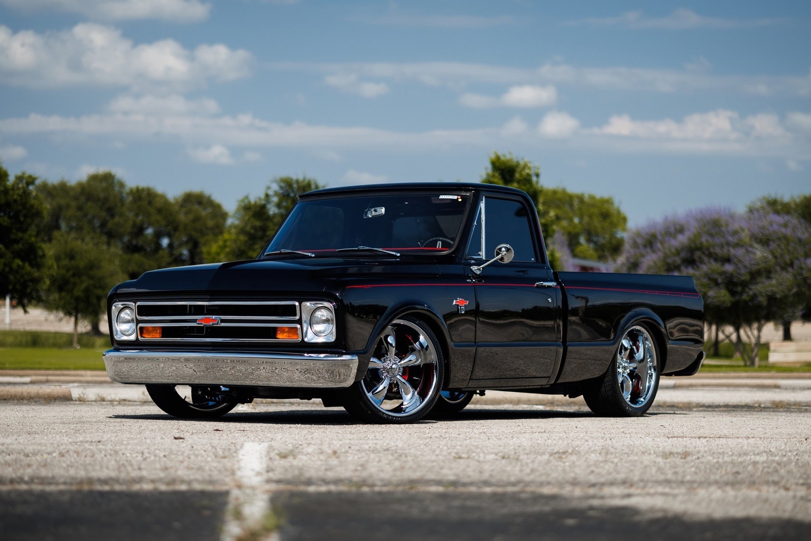 Chevrolet-C-10-1967-Truck-1