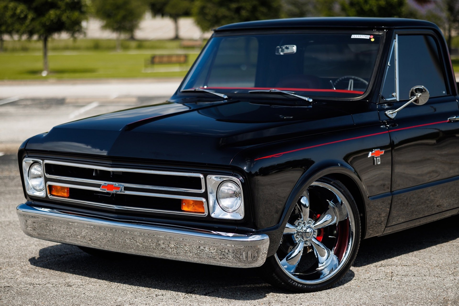 Chevrolet-C-10-1967-Truck-12