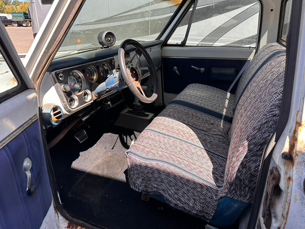 Chevrolet-C-10-1968-9