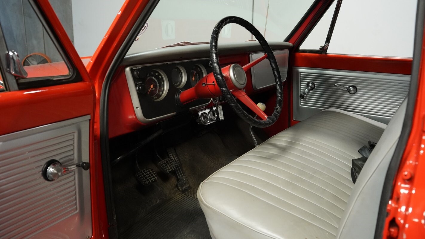 Chevrolet-C-10-1968-Pickup-Truck-4