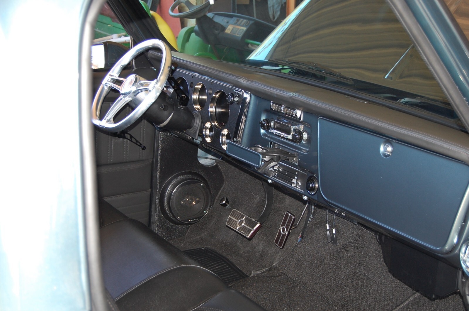 Chevrolet-C-10-1968-Standard-Cab-Pickup-25
