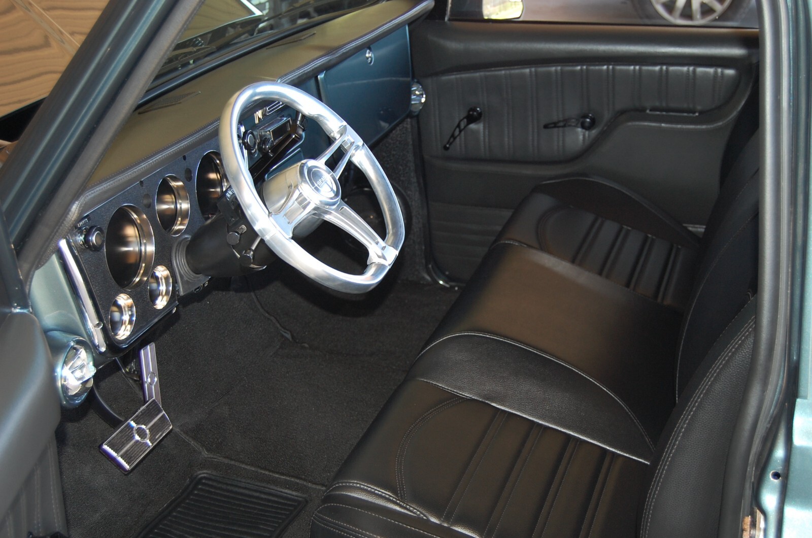 Chevrolet-C-10-1968-Standard-Cab-Pickup-27