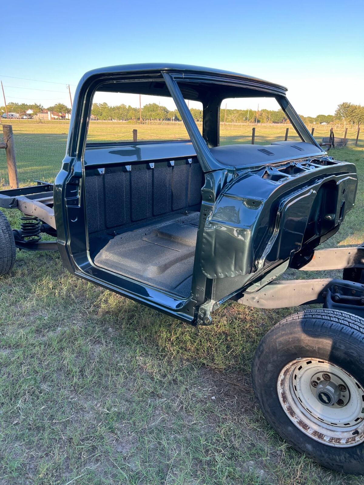 Chevrolet-C-10-1968-Standard-Cab-Pickup-32