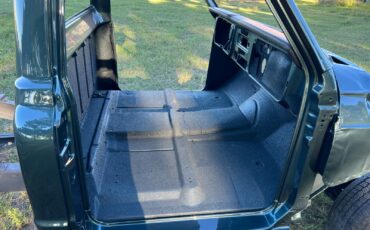 Chevrolet-C-10-1968-Standard-Cab-Pickup-37