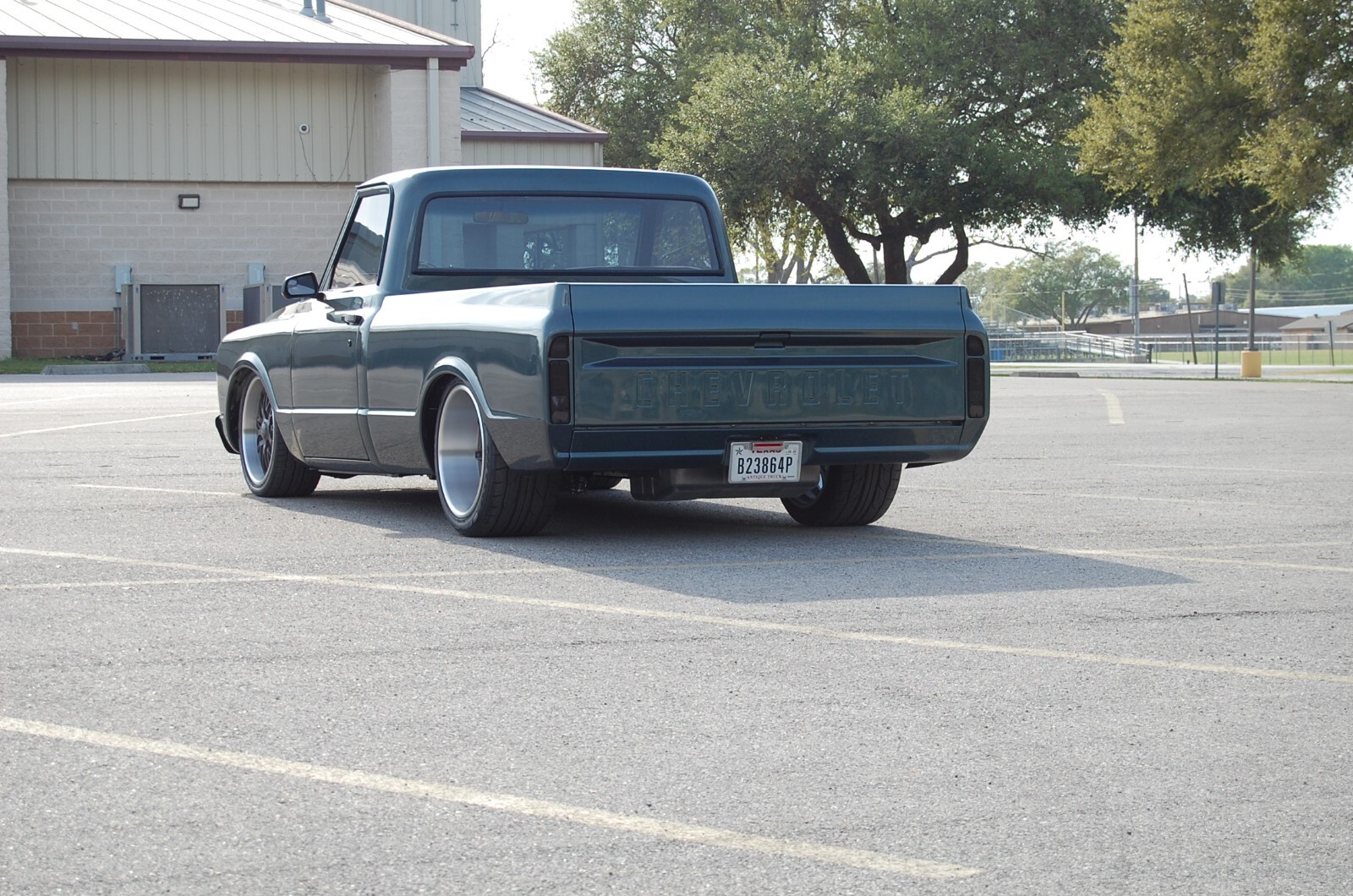 Chevrolet-C-10-1968-Standard-Cab-Pickup-5