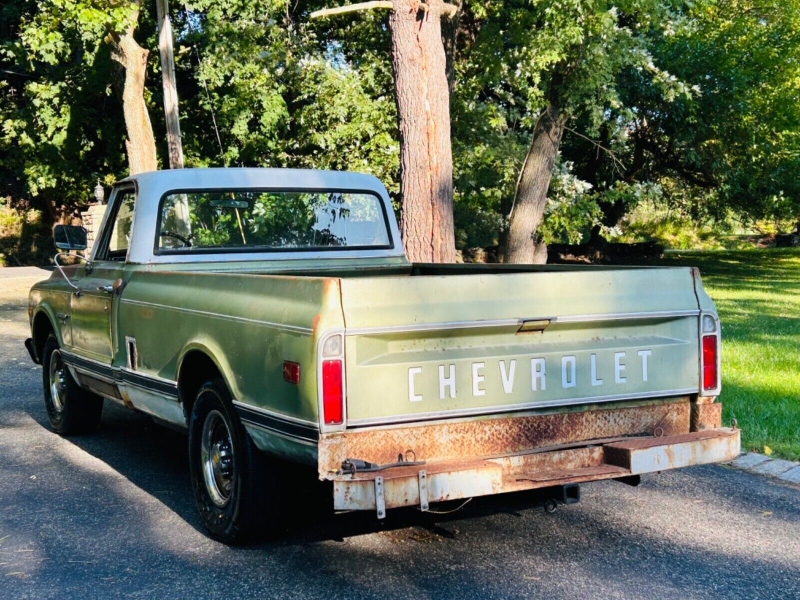 Chevrolet-C-10-1969-Standard-Cab-Pickup-17