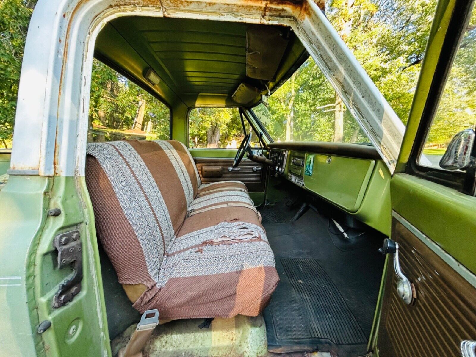 Chevrolet-C-10-1969-Standard-Cab-Pickup-21