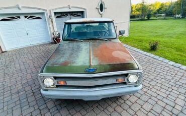 Chevrolet-C-10-1969-Standard-Cab-Pickup-3