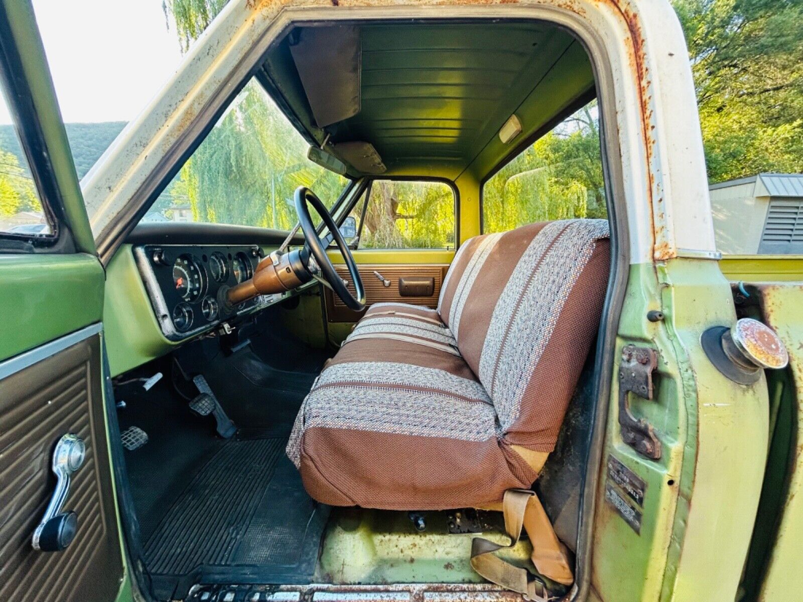 Chevrolet-C-10-1969-Standard-Cab-Pickup-31
