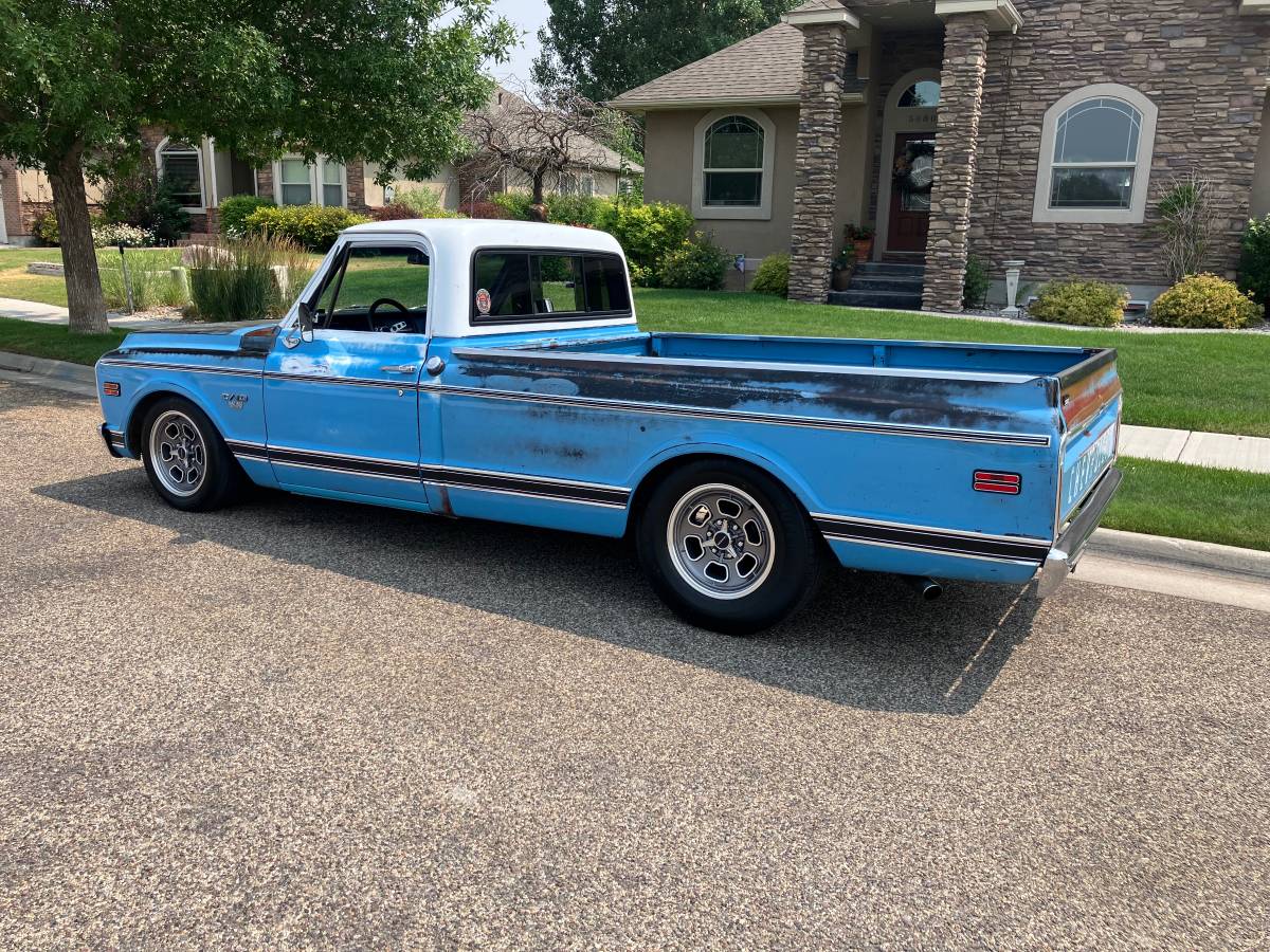 Chevrolet-C-10-1969-custom-1