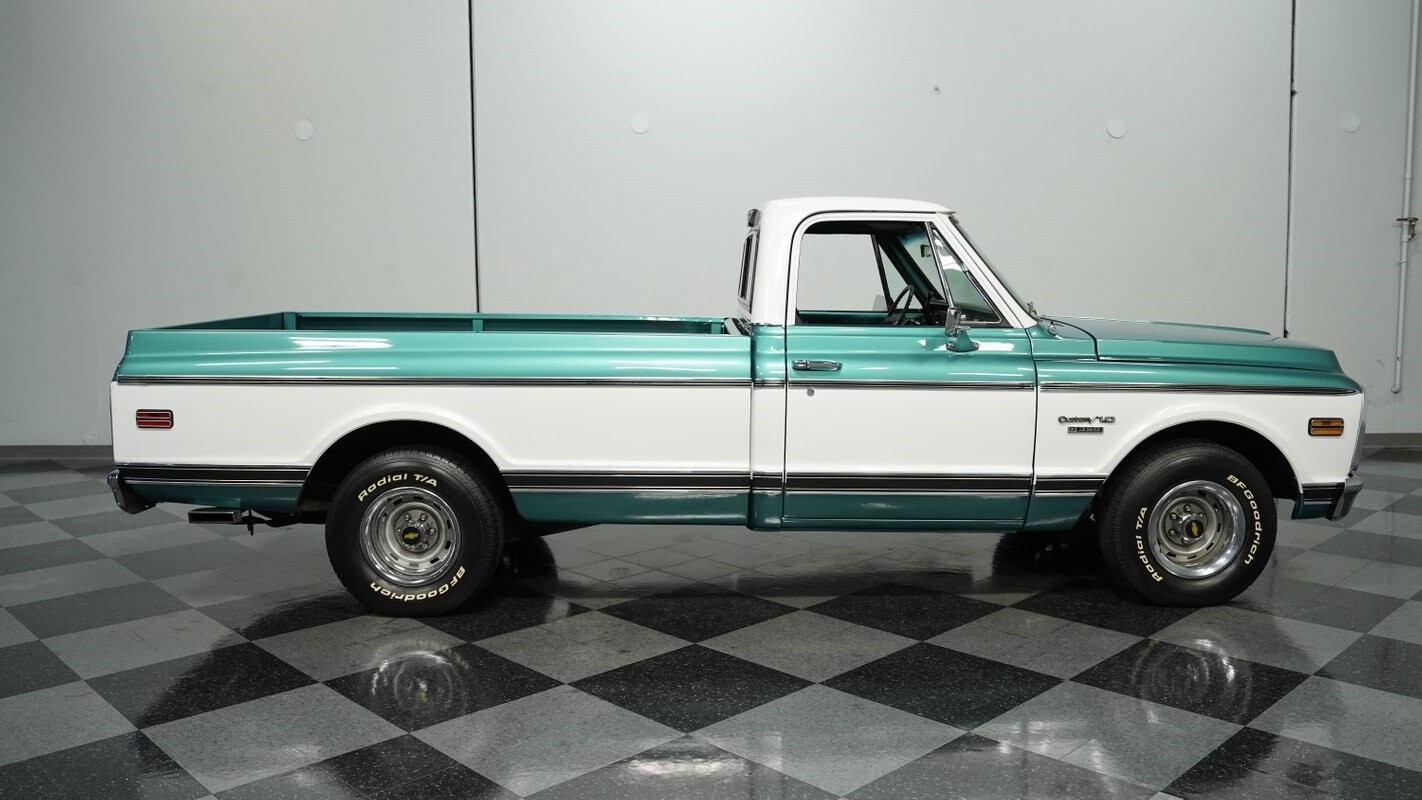 Chevrolet-C-10-1970-Pickup-Truck-12