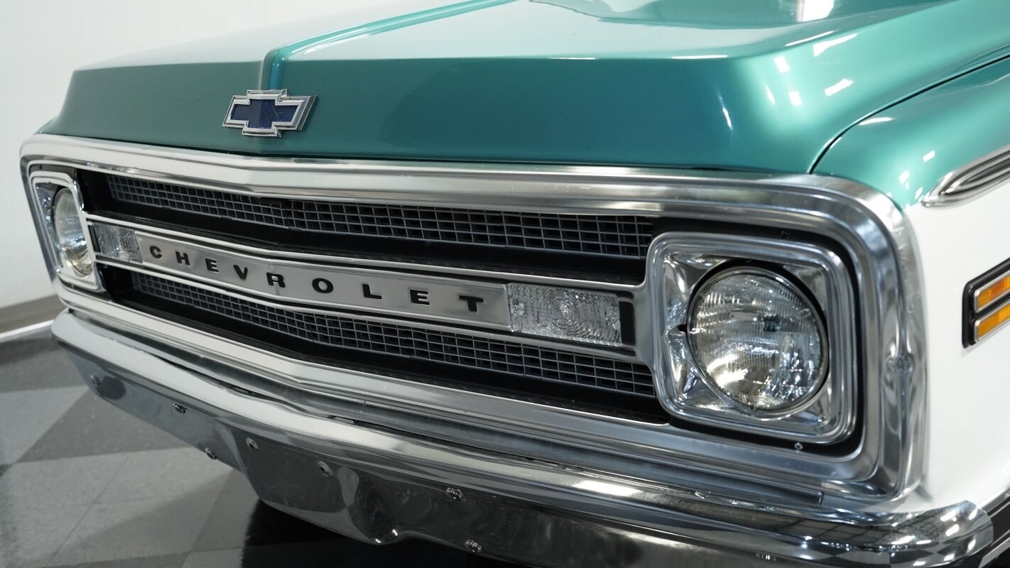 Chevrolet-C-10-1970-Pickup-Truck-17