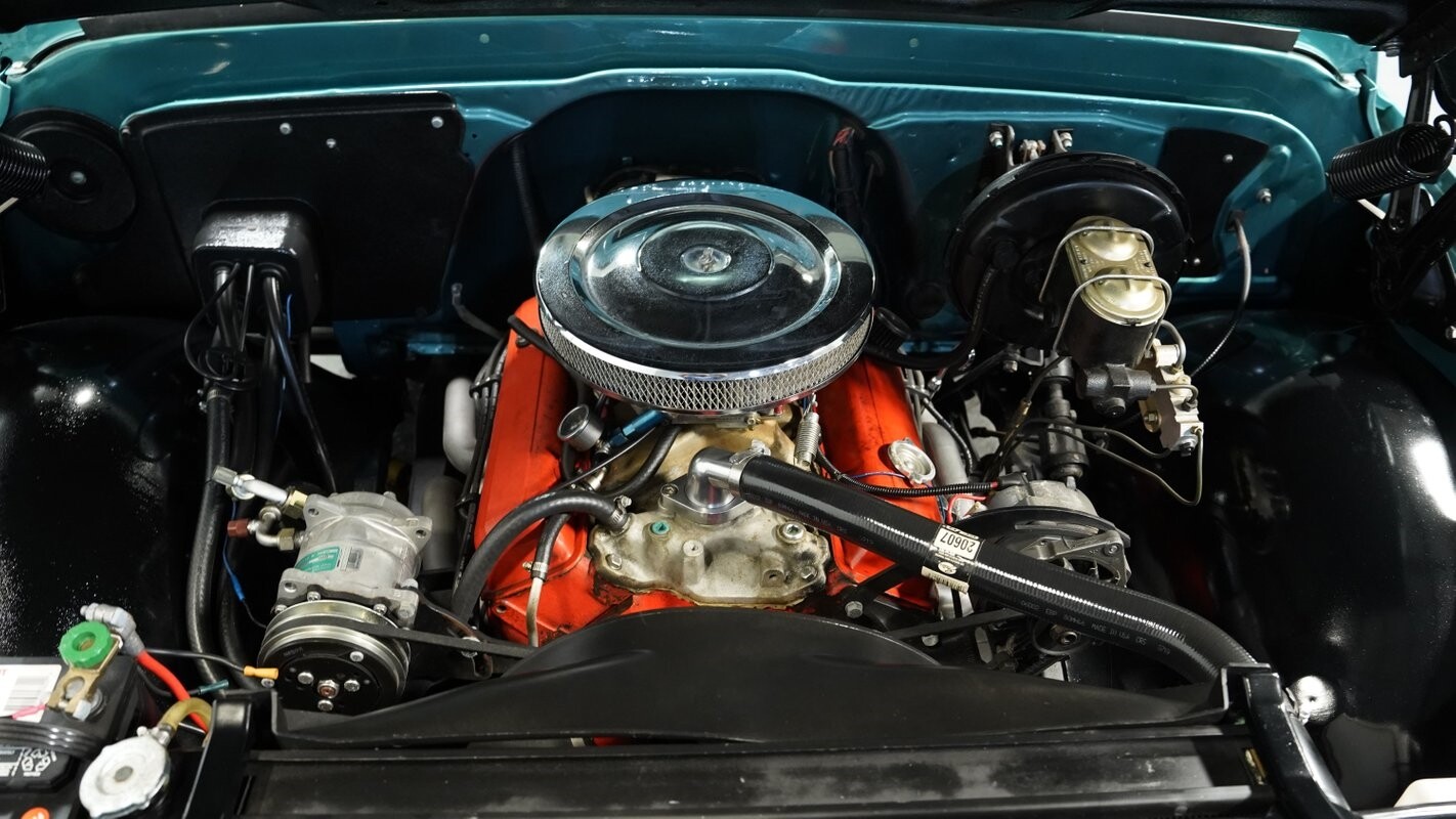 Chevrolet-C-10-1970-Pickup-Truck-3