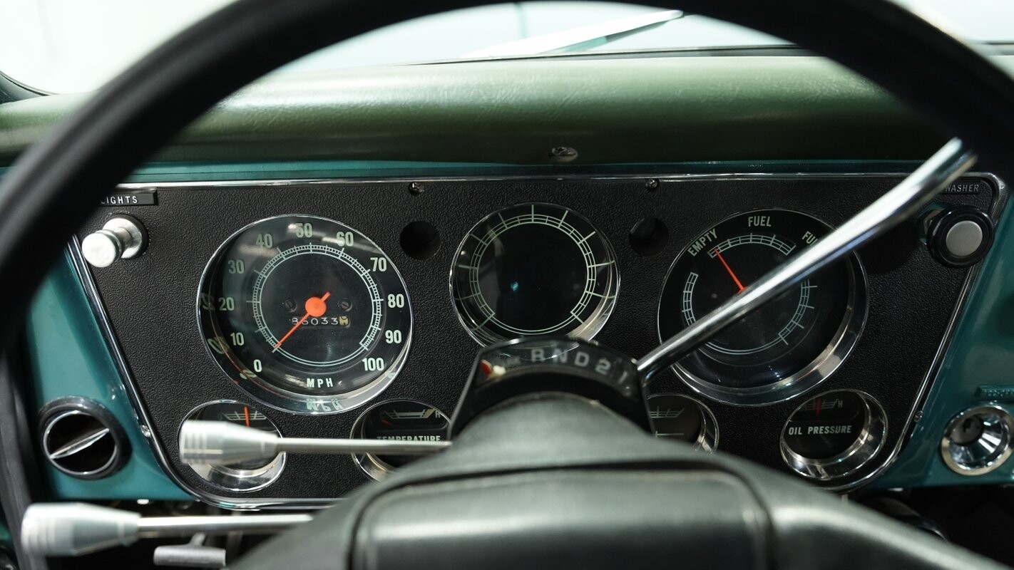 Chevrolet-C-10-1970-Pickup-Truck-31
