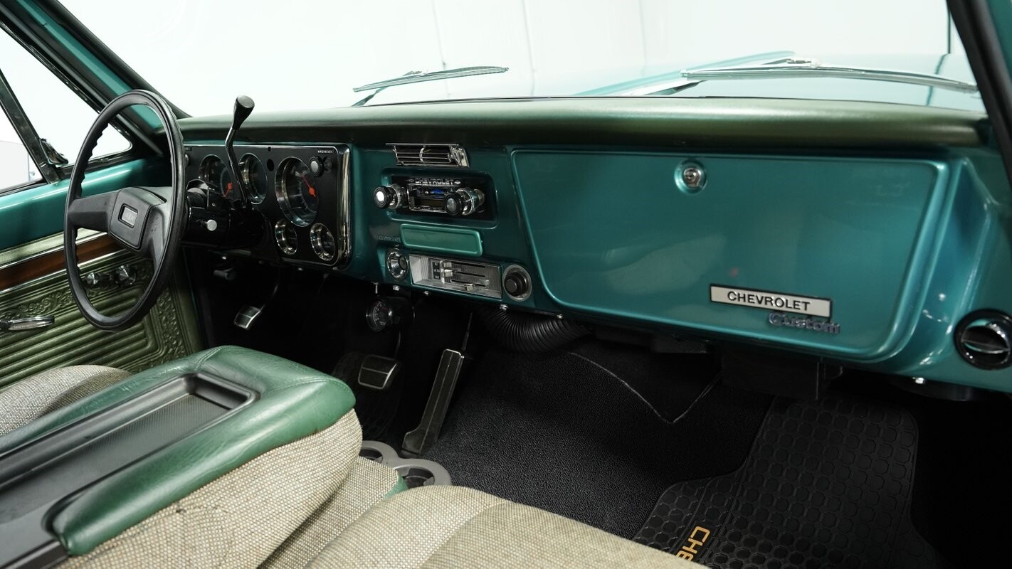 Chevrolet-C-10-1970-Pickup-Truck-37