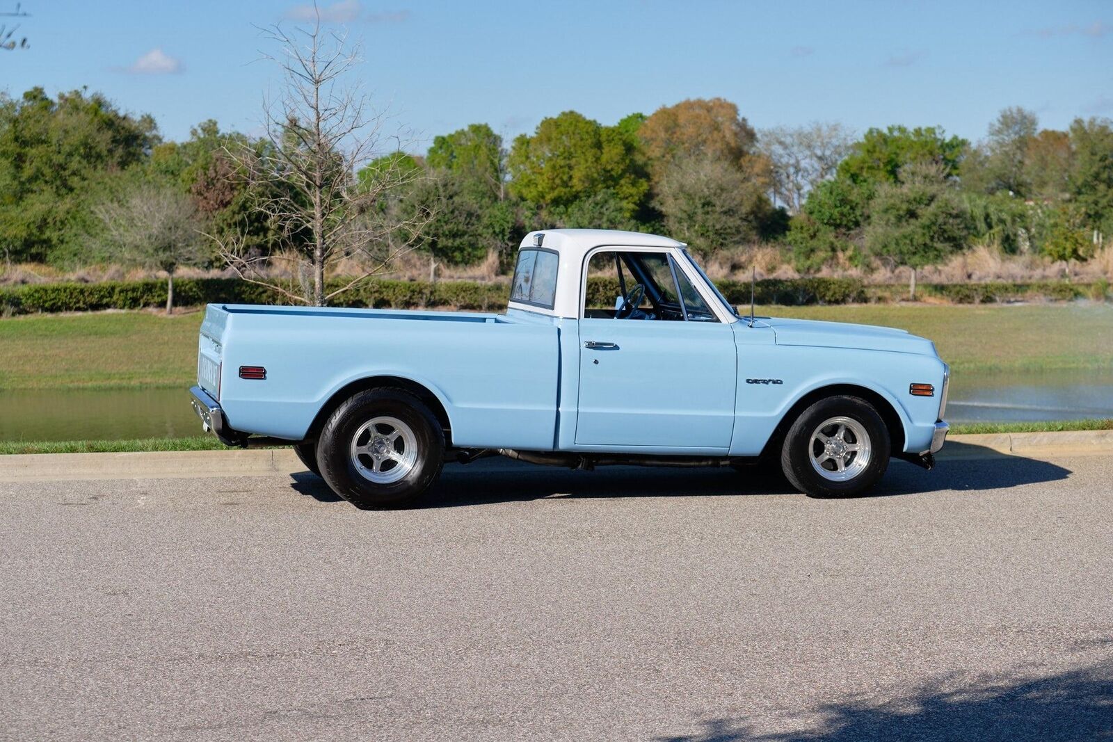 Chevrolet-C-10-1972-2-Door-33