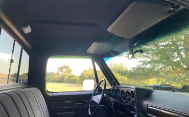 Chevrolet-C-10-1973-Standard-Cab-Pickup-26