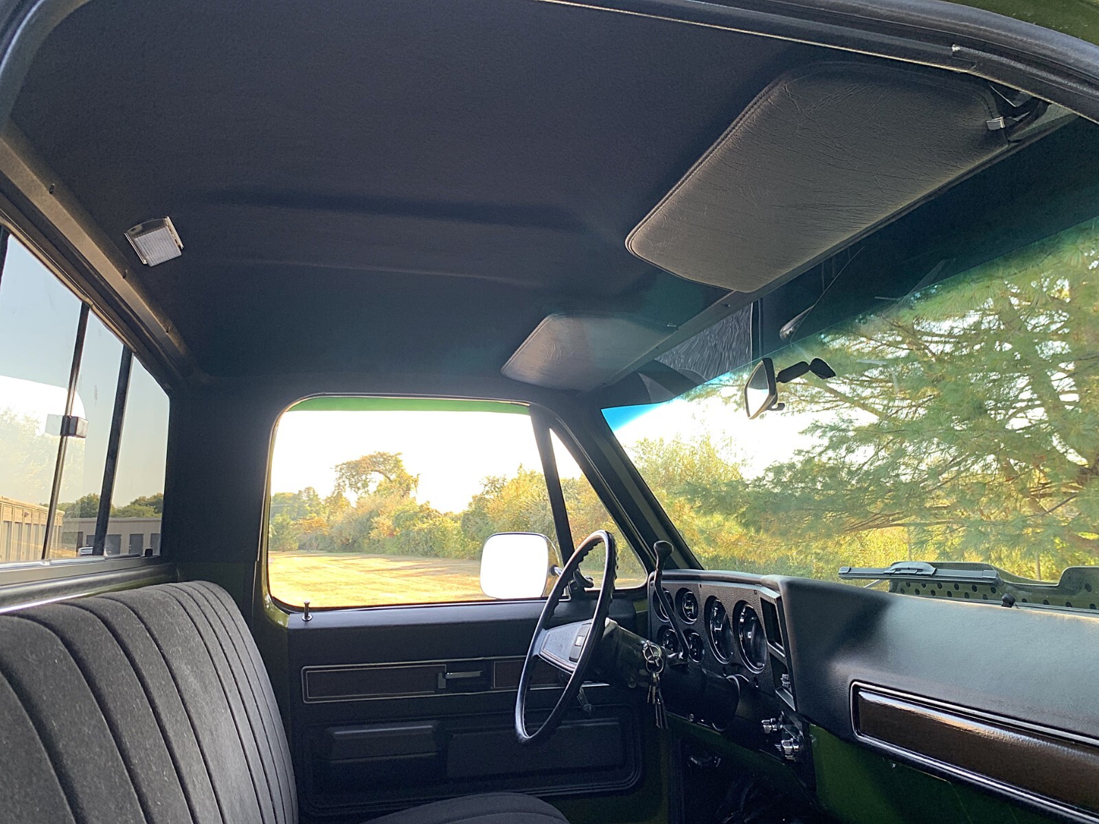 Chevrolet-C-10-1973-Standard-Cab-Pickup-26