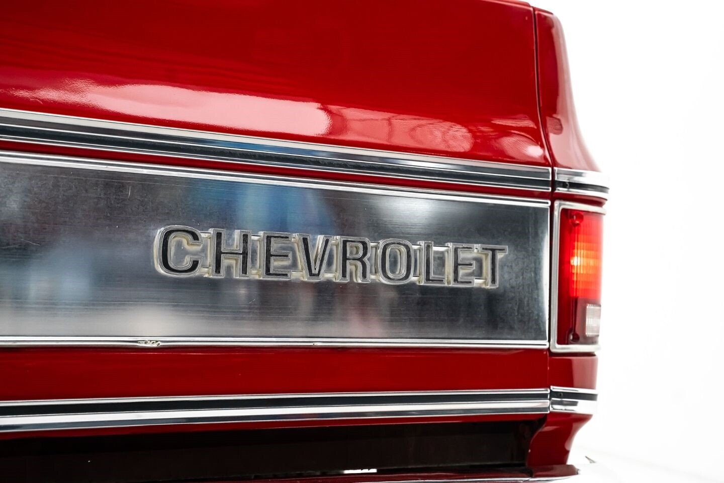 Chevrolet-C-10-1975-Pickup-Truck-11