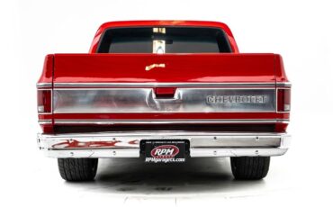 Chevrolet-C-10-1975-Pickup-Truck-2