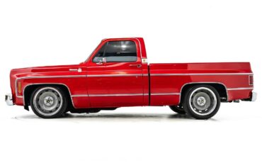 Chevrolet-C-10-1975-Pickup-Truck-8