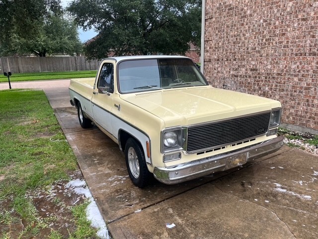 Chevrolet-C-10-1975-Standard-Cab-Pickup-1