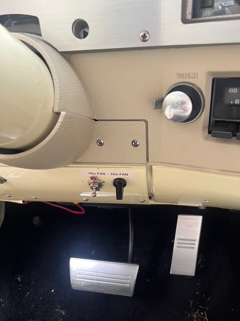 Chevrolet-C-10-1975-Standard-Cab-Pickup-15