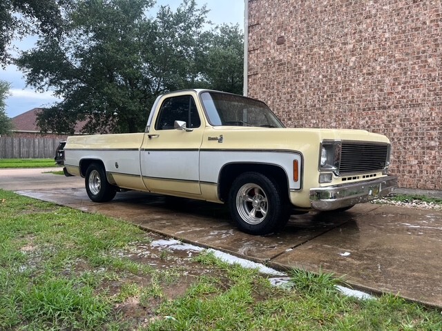 Chevrolet-C-10-1975-Standard-Cab-Pickup