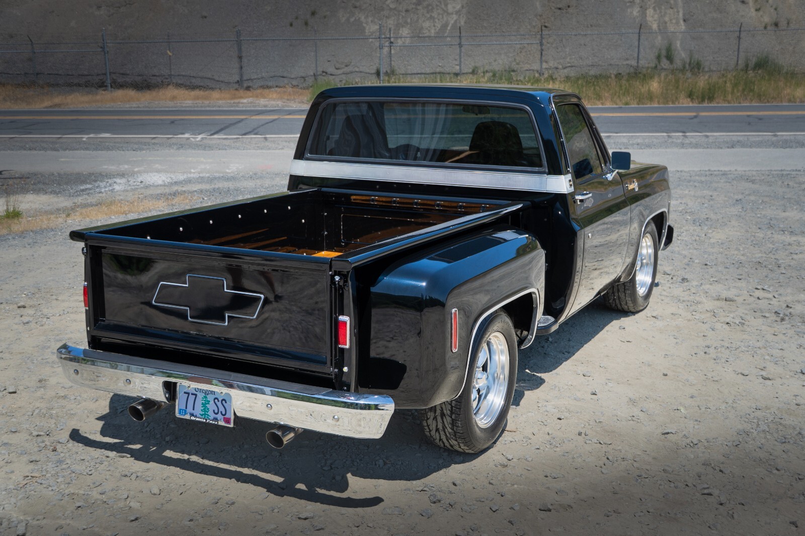 Chevrolet-C-10-1977-12