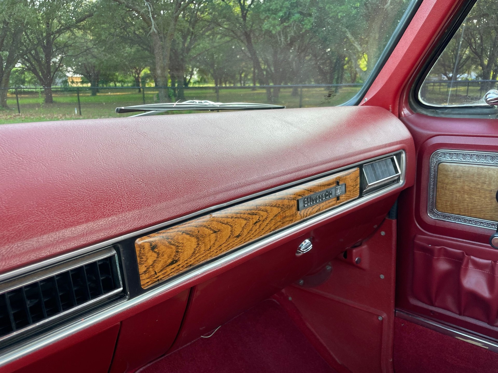 Chevrolet-C-10-1977-14