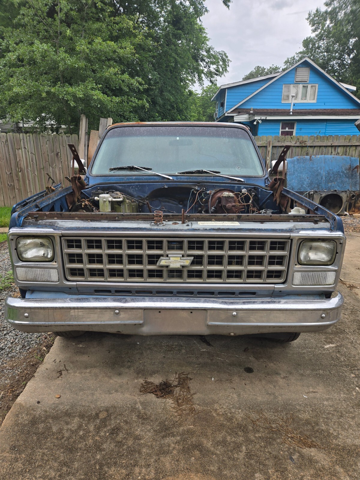 Chevrolet-C-10-1980-Standard-Cab-Pickup
