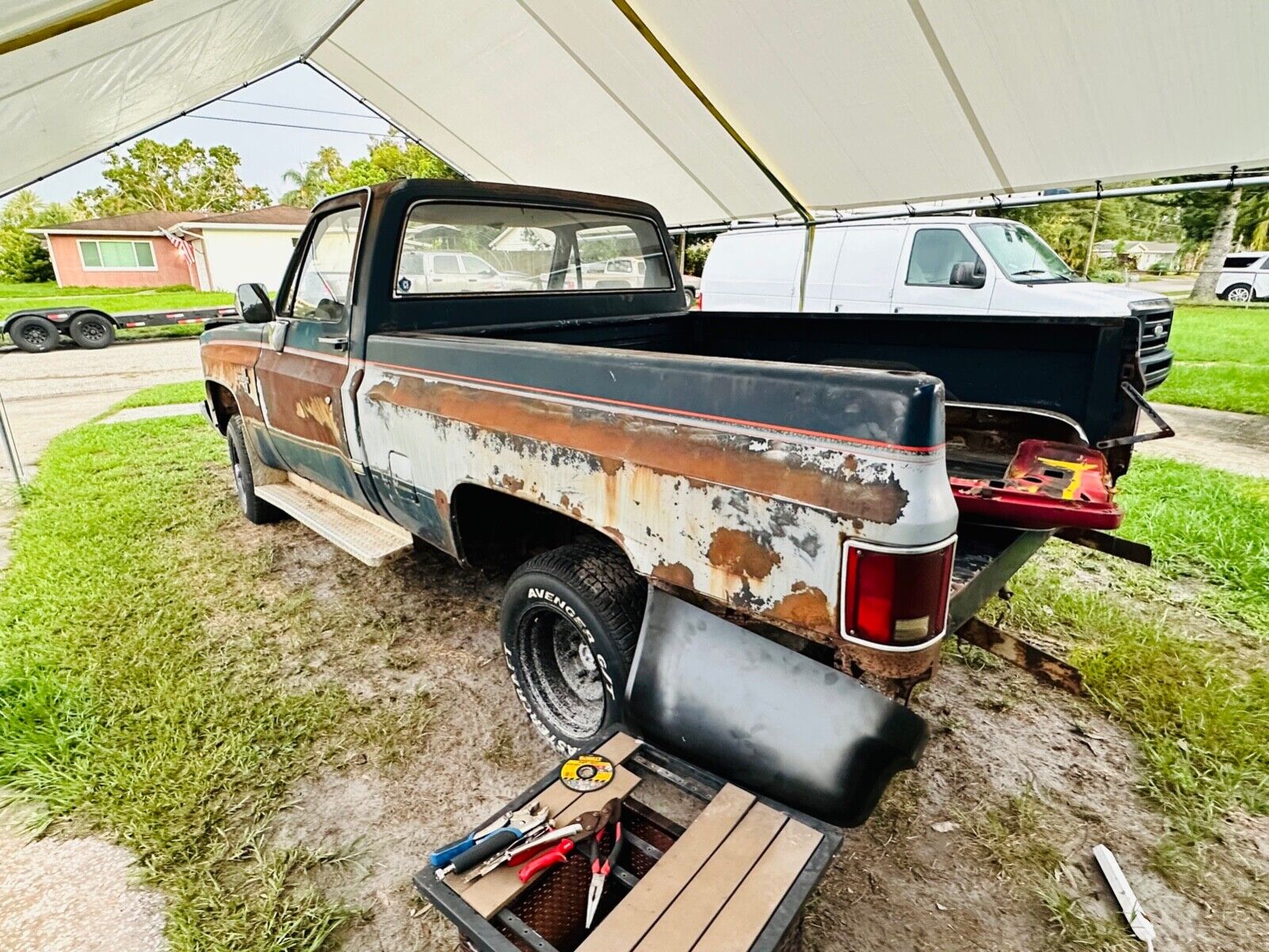 Chevrolet-C-10-1983-15