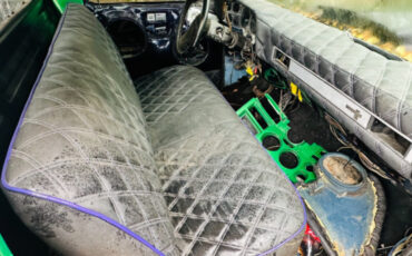 Chevrolet-C-10-1983-27