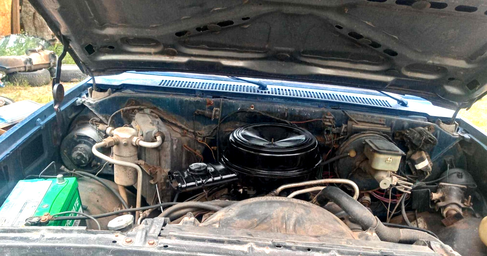 Chevrolet-C-10-1983-Standard-Cab-Pickup-9