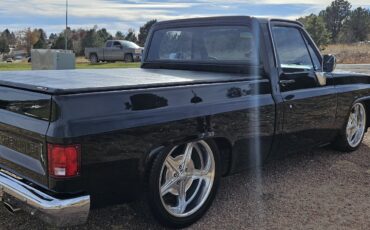 Chevrolet-C-10-1984-1