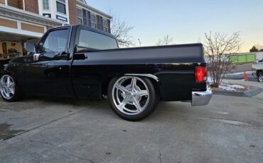 Chevrolet-C-10-1984-16