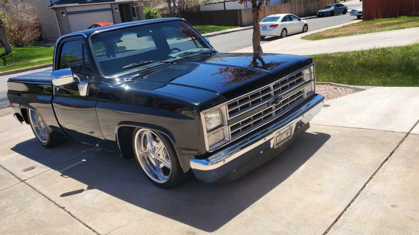 Chevrolet-C-10-1984-33