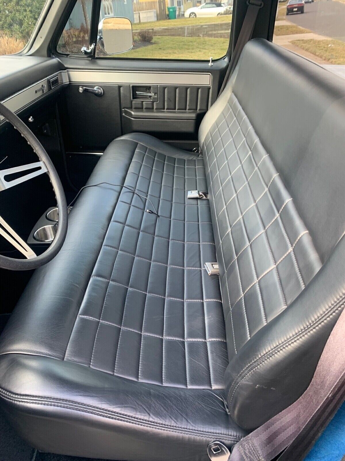 Chevrolet-C-10-1984-37