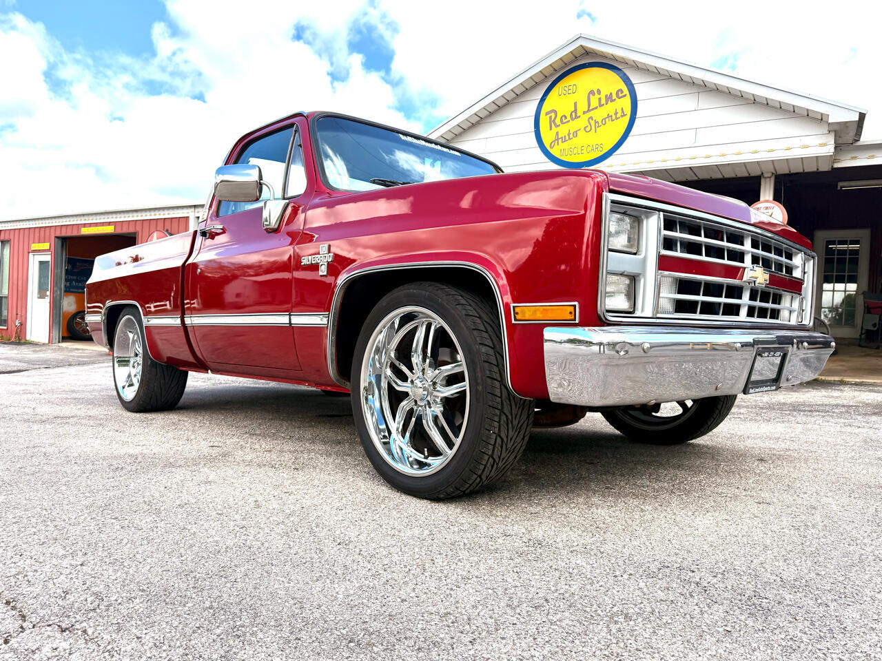 Chevrolet-C-10-1984-Truck-1