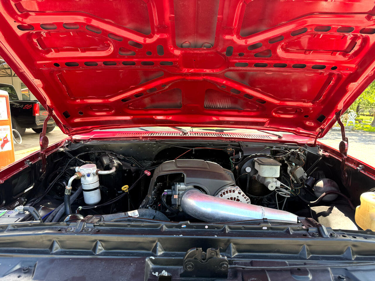 Chevrolet-C-10-1984-Truck-15