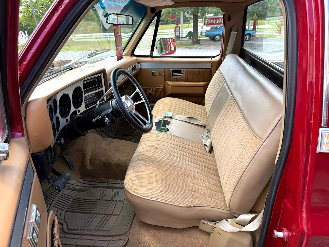 Chevrolet-C-10-1984-Truck-22